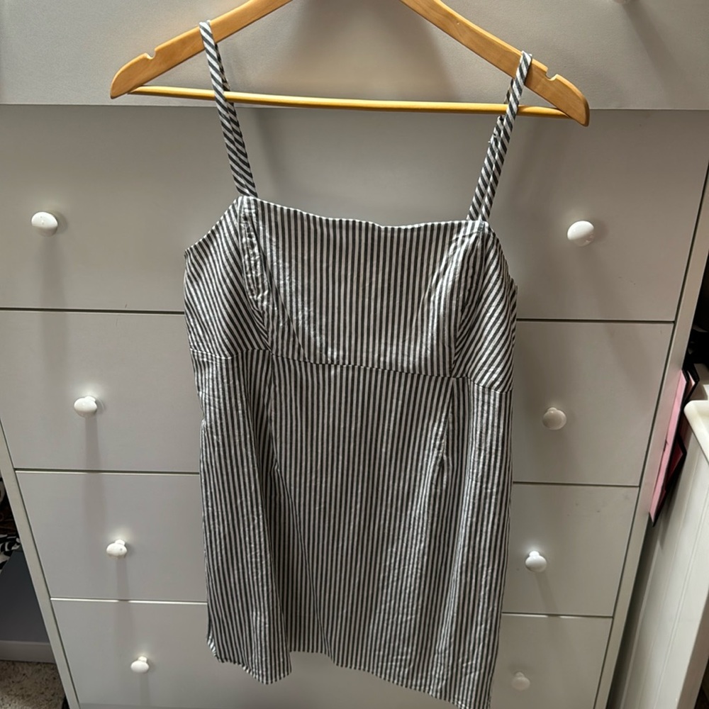 NWOT KENDALL AND KYLIE STRIPED MINI DRESS